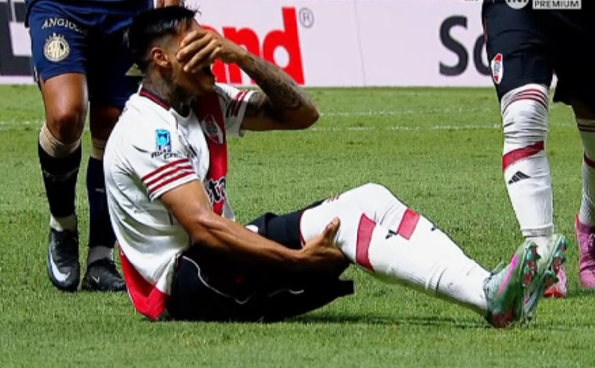 Juan Portillo salió lesionado pocos segundos después de entrar