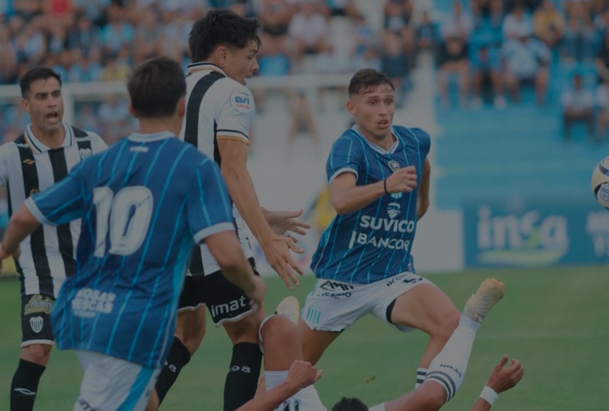 Racing de Córdoba pegó primero y le ganó a Estudiantes