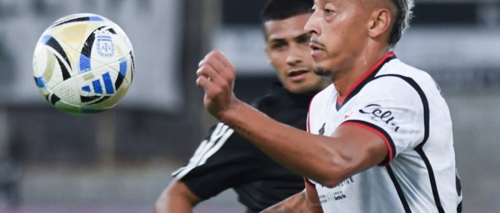 Riestra 1 Newells 1 Fue 1 a 1 con goles de Benegas y Ramírez. Deportivo Riestra y Newell´s empataron y siguen sin ganar en el torneo