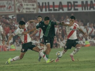 Banfield llegó al empate ante River por intermedio de Mauro Méndez luego que el VAR convalide la acción y le dé luz verde al grito del Taladro.