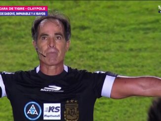 Julio Barraza se retiró anoche del arbitraje a sus 51 años