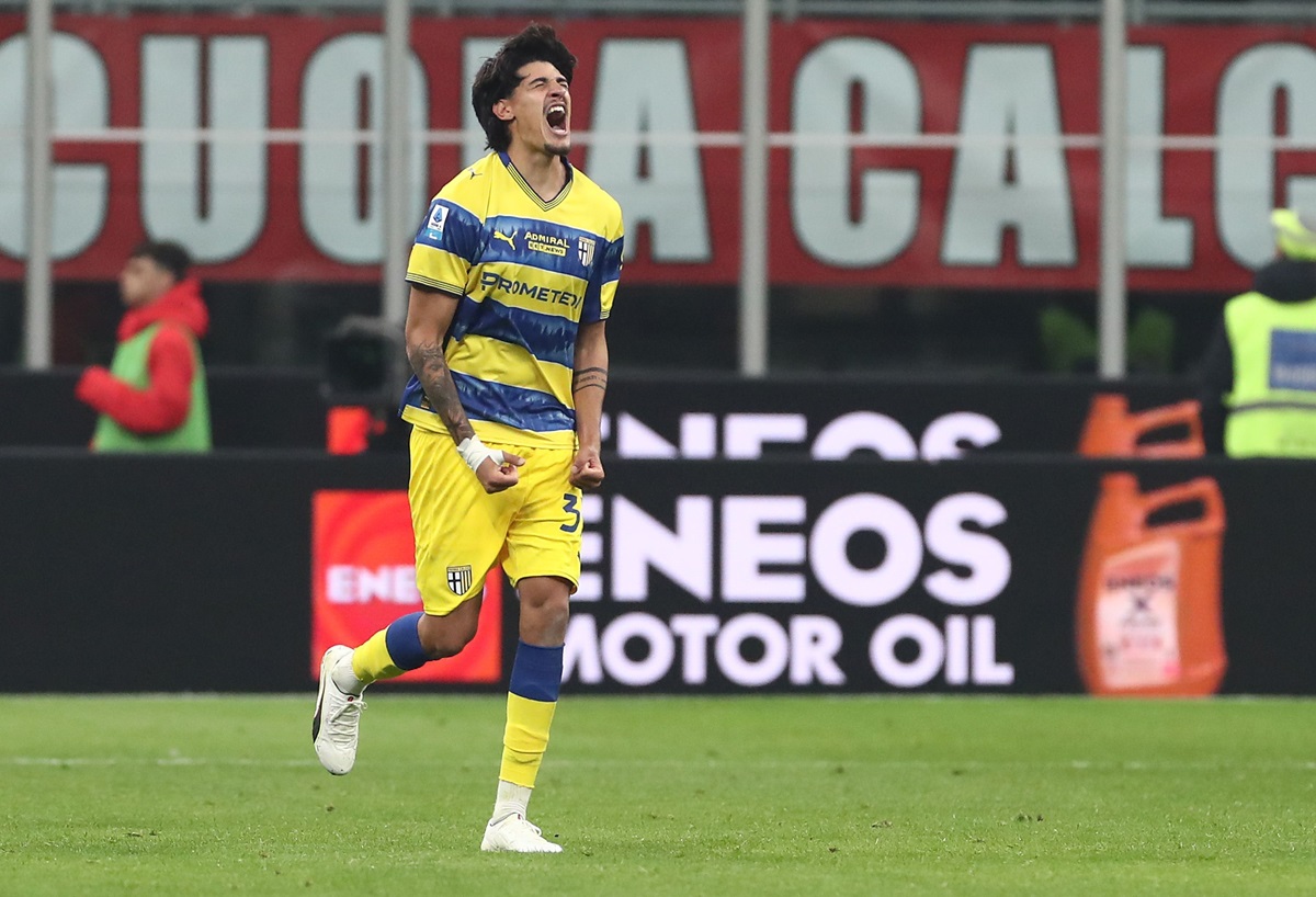 El defensor de Parma marcó su primer gol en Serie A. Troilo brilló ante Milan y sueña con la Selección Argentina