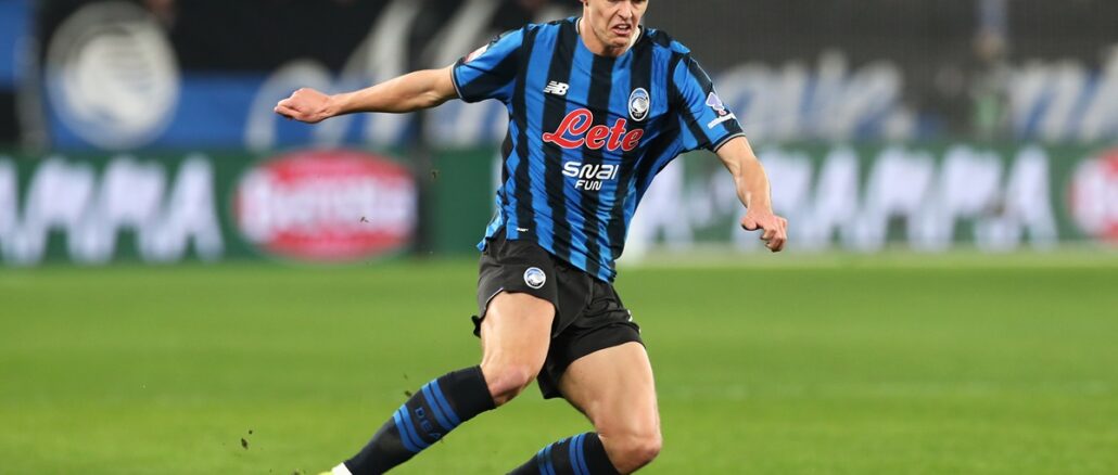 El belga iba a ser titular pero fue reemplazado minutos antes. Charles de Ketelaere se lesionó en el calentamiento y es baja en Atalanta