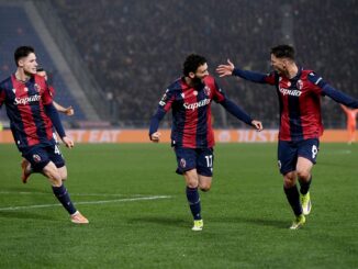 Bologna trabajó duro y avanzó en Europa League