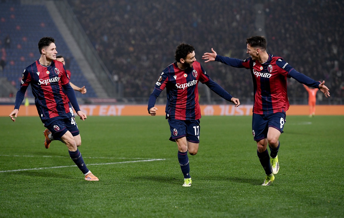 Bologna trabajó duro y avanzó en Europa League