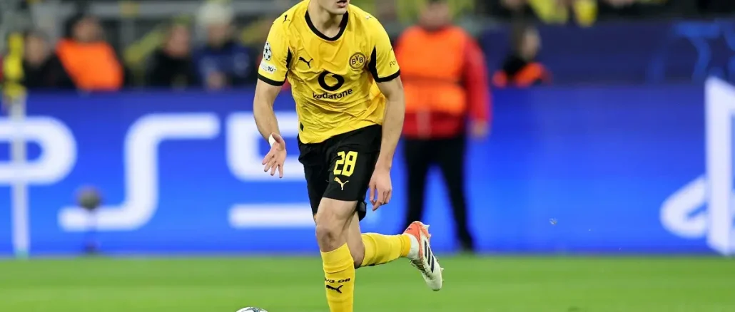 Aaron Anselmino dejó al Borussia Dortmund y será cedido al Racing de Estrasburgo