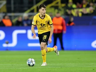 Aaron Anselmino dejó al Borussia Dortmund y será cedido al Racing de Estrasburgo