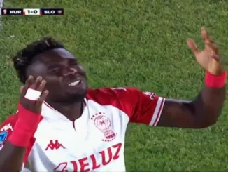 Jordy Caicedo rompió el Clásico de Barrio para Huracán y lleva un gol por fecha en el Apertura