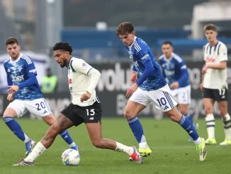Atalanta aguantó con diez hombres todo el partido y Como lamentó el empate sin goles