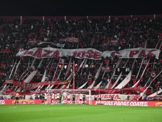 Tremenda sanción a los hinchas de Huracán que agredieron a los jugadores de San Lorenzo