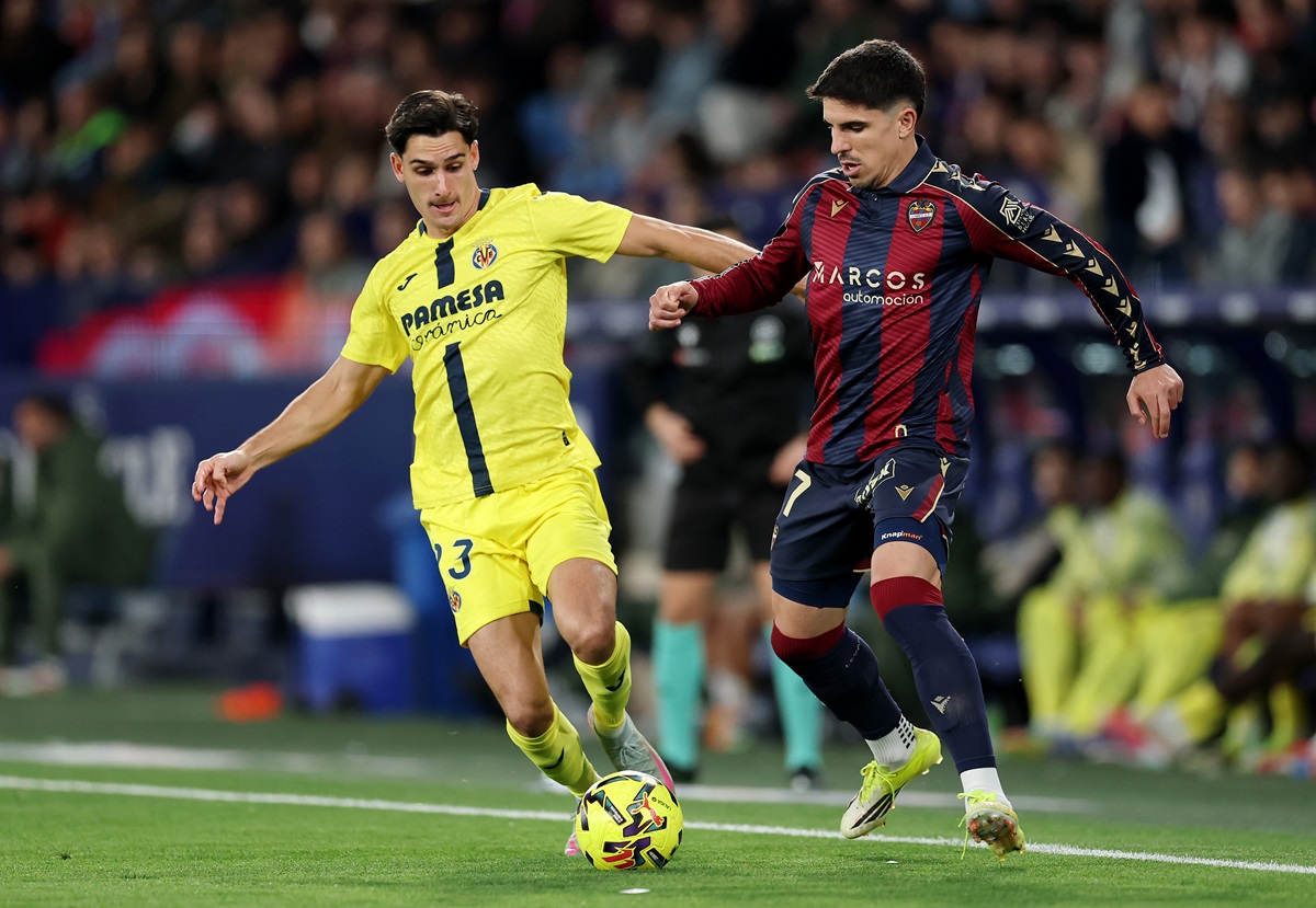 Villarreal completó el pendiente y le ganó a Levante
