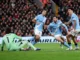 Manchester City se lo dio vuelta al Liverpool y no se baja de la pelea por la Premier League