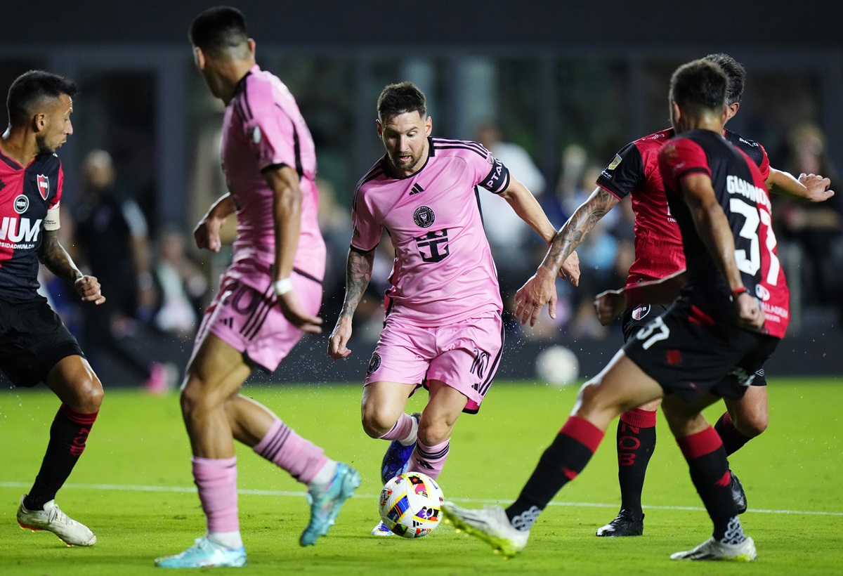 Primicia en Radio La Red: «Messi, en 2027, va a jugar en Newell´s»
