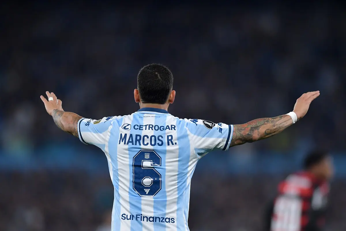Marcos Rojo vuelve a jugar en Racing después de 3 meses