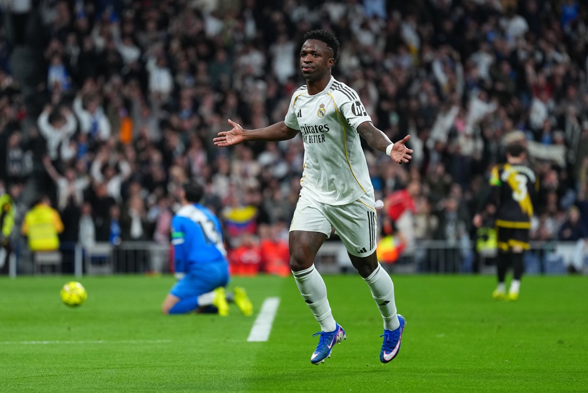 El brasileño colocó el 1 a 0 ante Rayo Vallecano para Real Madrid. Vinicius cortó su pesadilla y volvió a marcar en La Liga tras 120 días