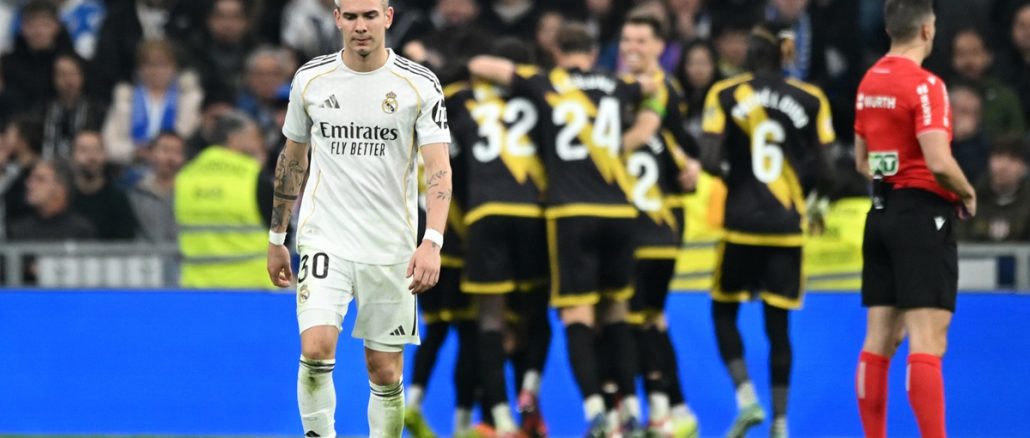 Mastantuono en el foco de las quejas de Real Madrid y este presente El argentino fue reemplazado a los 15 del segundo tiempo. Allí cayó una fuerte silbatina del Real Madrid a Franco Mastantuono