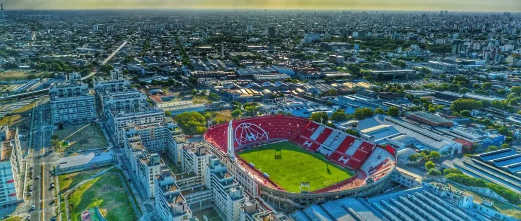 Huracán y San Lorenzo, con formaciones confirmadas para el clásico de barrio