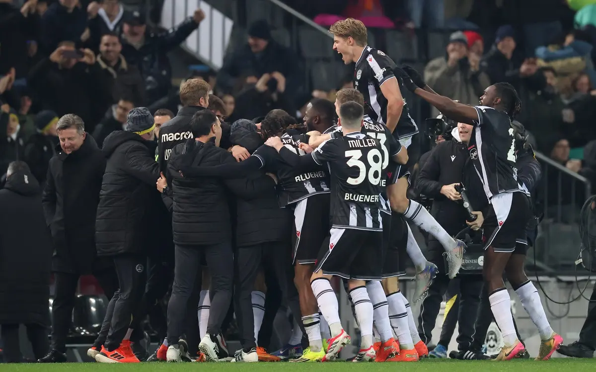 Udinese derrotó a una pobre Roma que duerme afuera de puestos de Champions en la Serie A