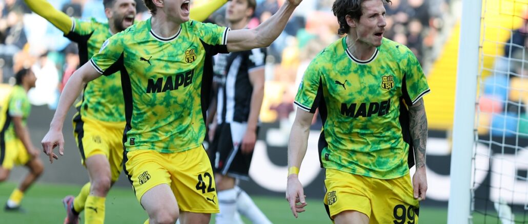 Udinese 1 vs Sassuolo 2 Fue victoria por 2 a 1 para los Neroverdi ante los Bianconeri. Sassuolo se lo dio vuelta a Udinese y se acomodó en la tabla