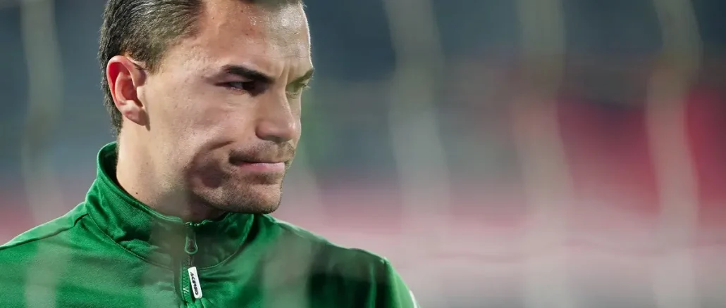 ¡Insólito! Hinchas de Inter tiraron una bomba de estruendo que aturdió al arquero de Cremonese