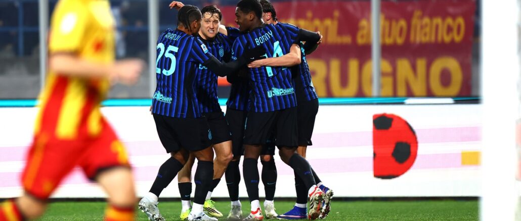 Lecce 0 vs Inter 2 Fue 2 a 0 para los Nerazzurri con tantos de Mkhitaryan y Akanji. Inter debió esforzarse, derrotó a Lecce y evitó otro problema