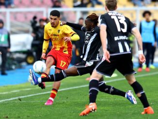Los Lupi se impusieron 2 a 1 con goles de Gandelman y Banda. Lecce le ganó a Udinese y volvió al triunfo tras 8 fechas