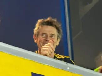 El actor Willem Dafoe visitó La Bombonera: "Podría quedarme viendo a Boca para siempre"