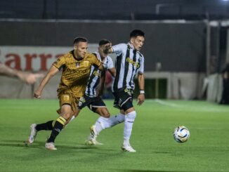 Almirante Brown venció a Estudiantes y trepa en la zona