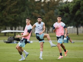 Fue 1 a 0 para la Albiceleste mayor en el Predio de Ezeiza. El Flaco López le dio el triunfo a Argentina contra su Sub 20
