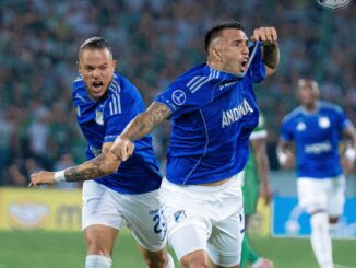 Millonarios dio el golpe como visitante y eliminó a Atlético Nacional de la Copa Sudamericana superándolo por tres tantos contra uno.