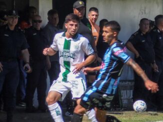 Fue una tarde picante entre el Verde y la Academia en el oeste. Argentino de Merlo ganó en Laferrere y es único escolta de Excursionistas