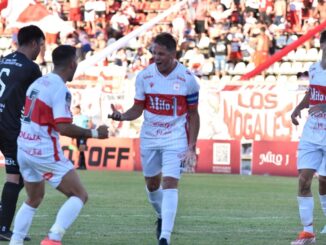 El Gallo se impuso por 2 a 0 con goles de Kubiszyn y Olivares de penal. Deportivo Morón fue mucho más y le ganó bien a Central Norte