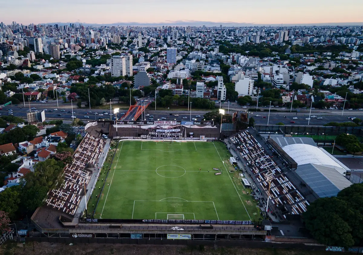 El operativo de seguridad de Platense - Vélez con visitantes en Vicente López