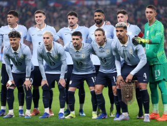 Ante Inglaterra y en un templo del fútbol mundial se presentó la Celeste by Nike. Uruguay dio a conocer su nueva camiseta en Wembley