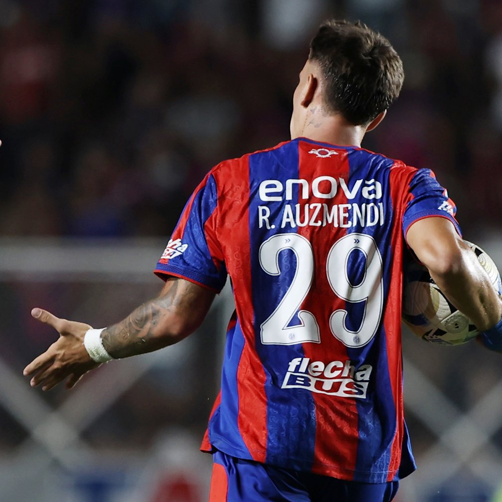 Pese a la noche negra, Rodrigo Auzmendi debutó en San Lorenzo con un doblete