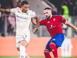 Fue 2 a 1 ante el Rakow Czestochowa en la noche de Polonia. Aún así, Fiorentina sufrió pero avanzó a cuartos de Conference League