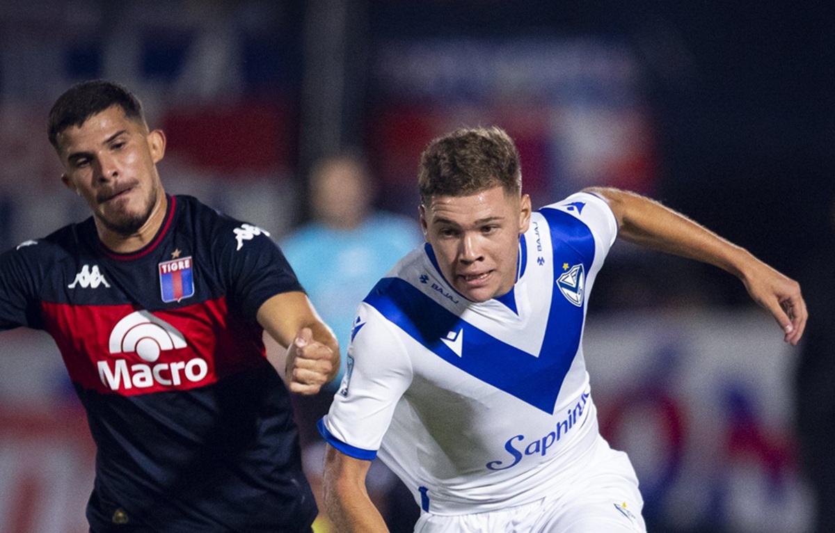 Vélez sigue liderando su zona tras empatar con Tigre