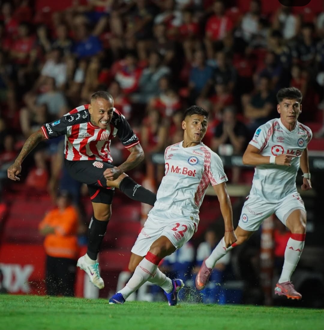 Argentinos insistió hasta el final