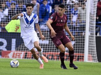 Fue 1 a 0 para el Granate en Liniers con gol del Cali Izquierdoz. Lanús aprovechó la experiencia y dejó sin invicto a Vélez