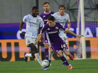 Fue 1 a 1 entre el Viola y los Nerazzurri con goles de Ndour y Espósito. Fiorentina le empató a Inter y calentó la cima de Serie A