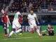 Fue 1 a 1 con goles de Bernardeschi y Pellegrini. Roma rescató un empate ante Bologna en la ida del duelo italiano en Europa League