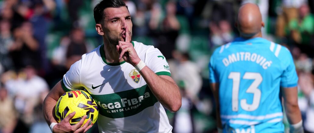 Rafa Mir en Elche vs Espanyol Elche salvó el empate ante Espanyol