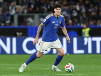 Los Azzurri jugarán todo el segundo tiempo con diez hombres. Italia se complica ante Bosnia con la expulsión a Bastoni