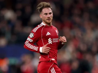 Alexis Mac Allister, titular en el Liverpool antes de viajar con la Selección Argentina