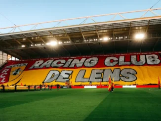 Lens estalla contra PSG y la Ligue 1 ante el inminente aplazo del juego definiría la liga