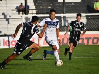 All Boys y Acassuso aburrieron y empataron en Floresta. Sin goles, los equipos repartieron puntos en un juego donde lo más saliente fue un penal malogrado para la visita.