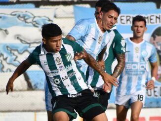Fue 1 a 1 en el oeste con una pelea entre los 22 protagonistas. Argentino de Merlo y Excursionistas empataron en una tarde caliente