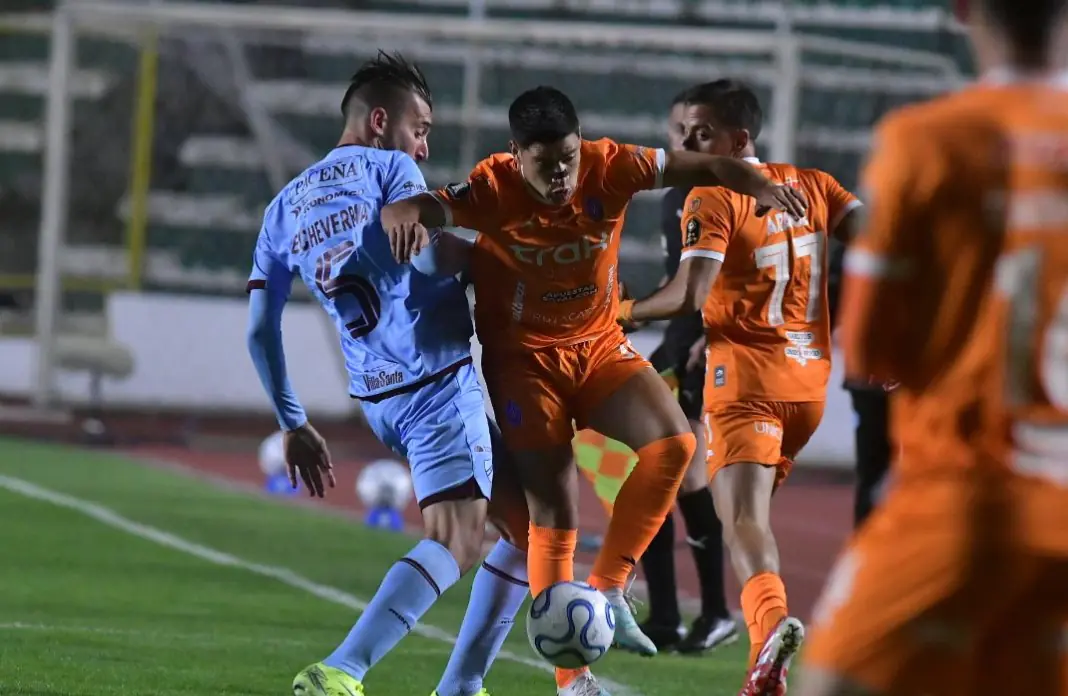 Bolivar salvó un punto en el final
