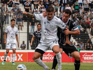 Primera victoria del 2026 para los de Resistencia con goles de Pacheco y Cerrudo. Chaco For Ever venció a All Boys en la agonía