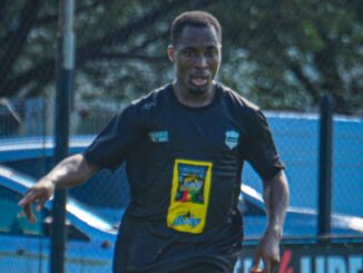 Johnson Nsumoh tuvo sus primeros 90 minutos con la Reserva de Riestra